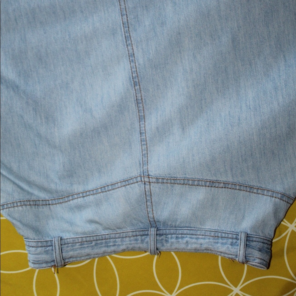 Vintage button up long blue jean skirt. - Picture 3 of 4